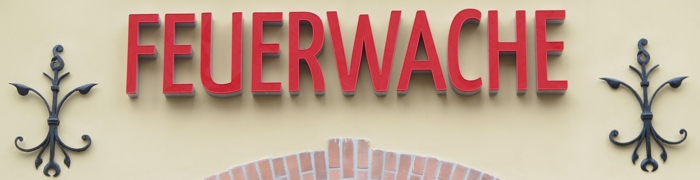 B_2018/2018_11_24_Feuerwache_Schriftzug_w.jpg