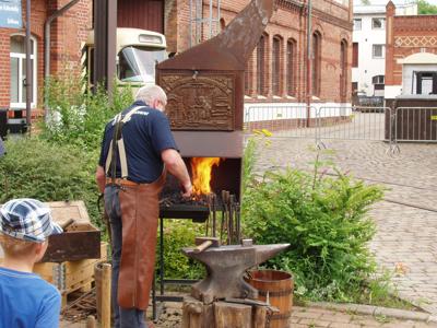 Markt2012/Schmied_2_w.jpg