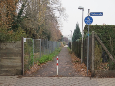 Friedenstraße Durchgang Am Stadion